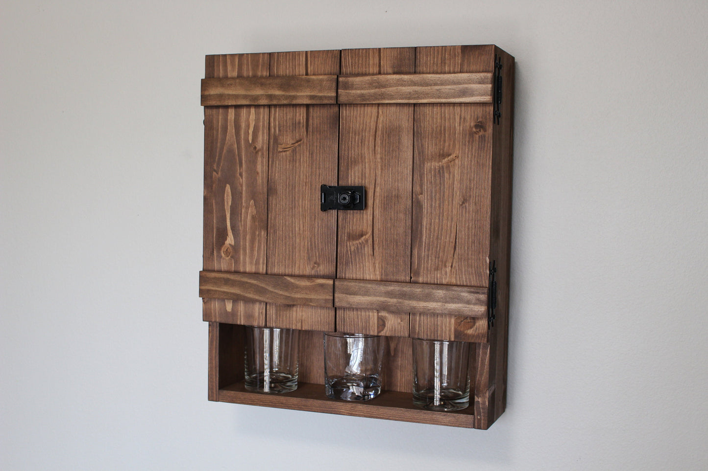 Mini Double Barn Door Wooden Bar Liquor Cabinet with Hasp Lock
