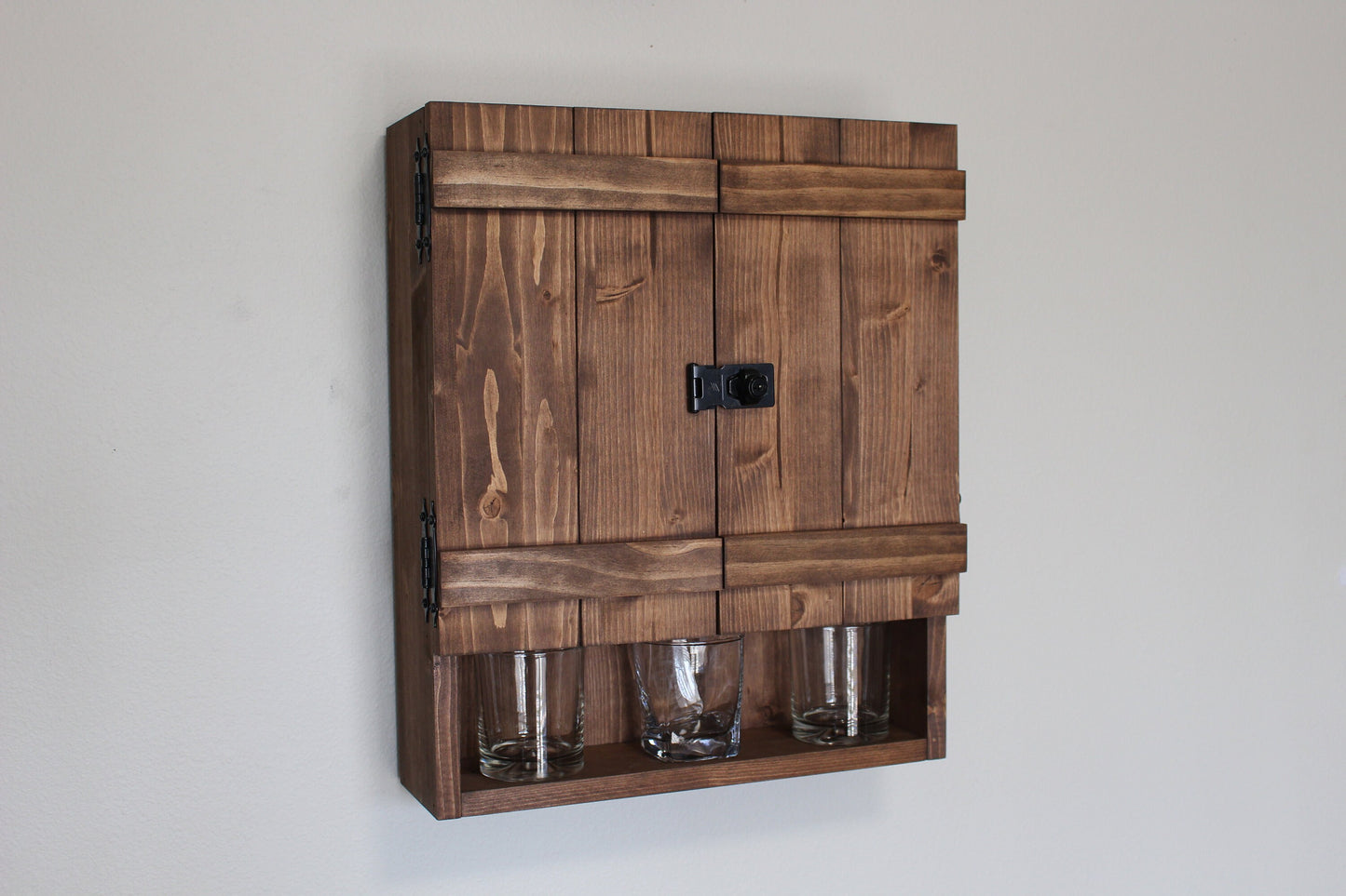 Mini Double Barn Door Wooden Bar Liquor Cabinet with Hasp Lock
