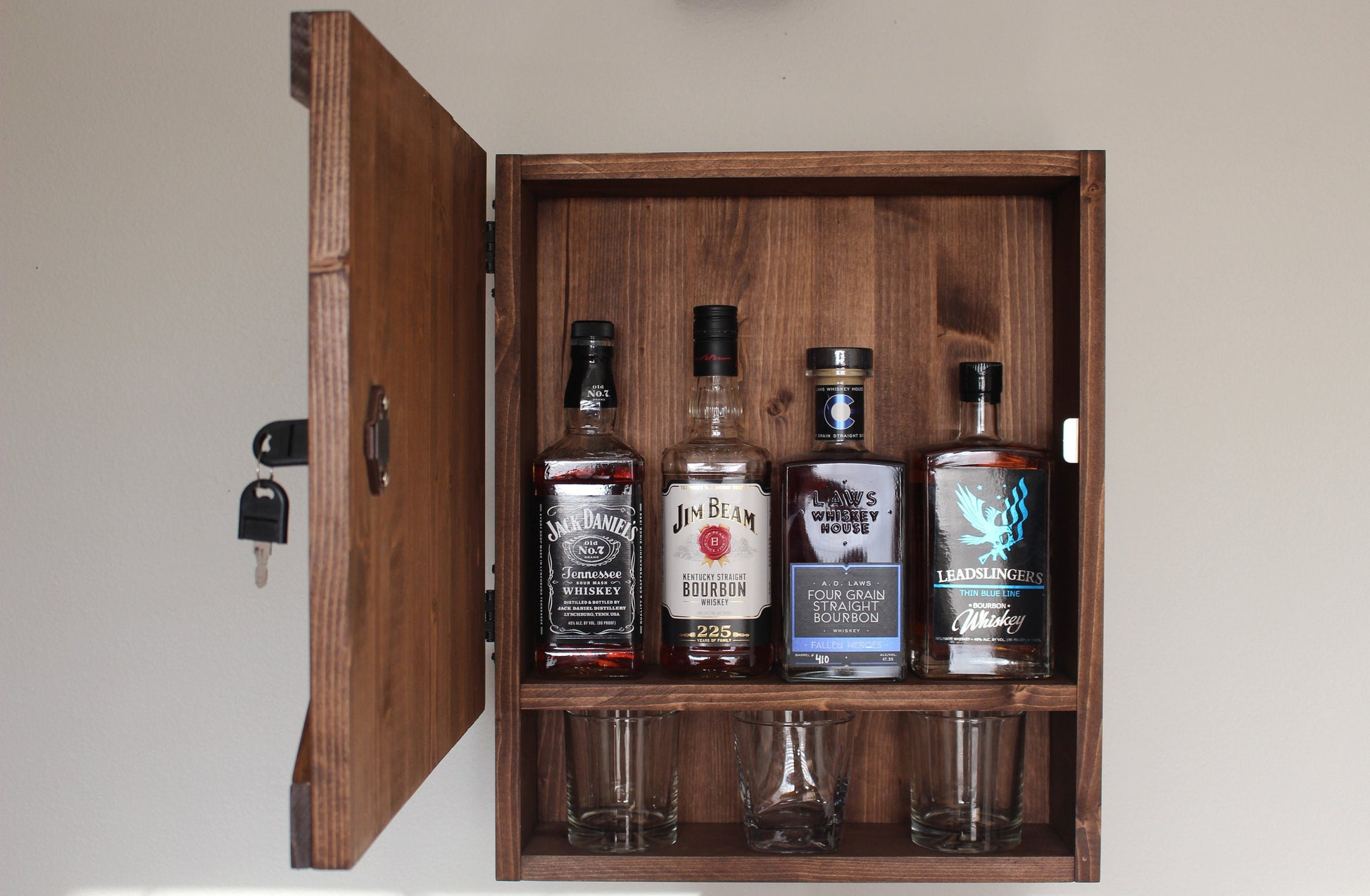 Barn Door Wooden Bar Liquor Cabinet with Lock
