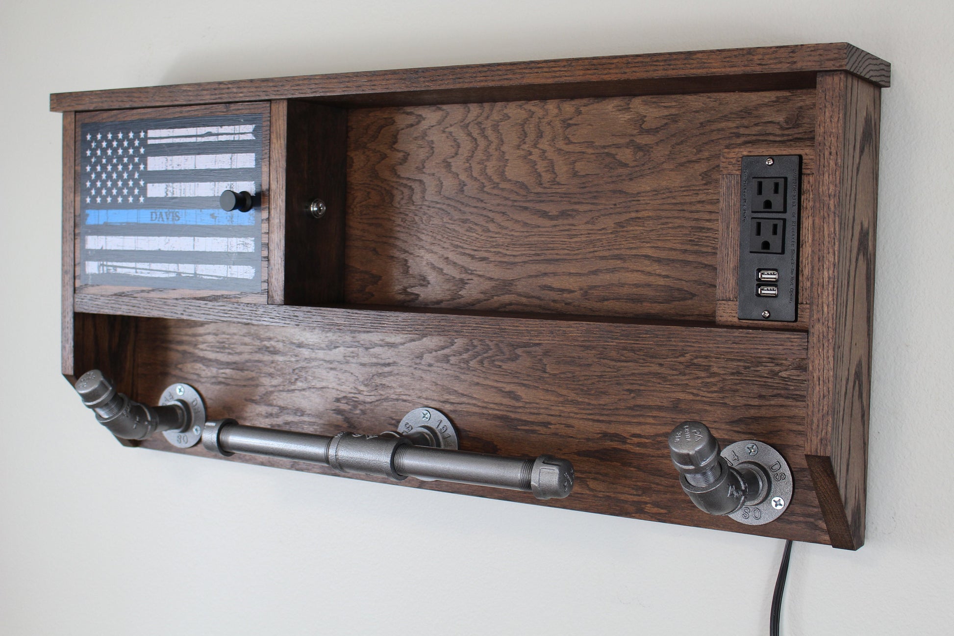 gear holder Wall Mounted Police Duty Gear Rack Tactical Tree and Hidden gun EDC St – Minutemen Wood Design